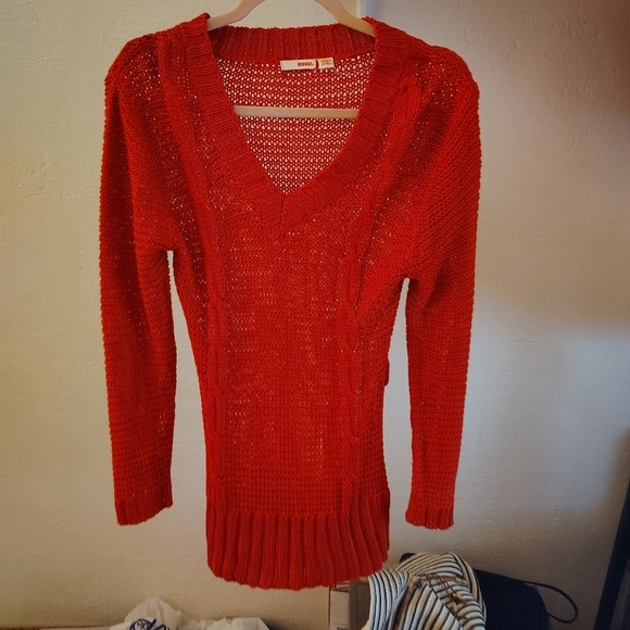 Women's Red Sweater - Picture 4 of 7